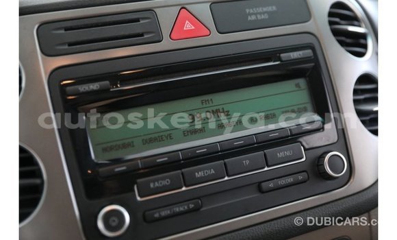 Nunua Imported Volkswagen Tiguan Nyeusi Gari ndani ya Import - Dubai nchini Kati Kenya Nunua Imported Volkswagen Tiguan Nyeusi Gari ndani ya Import - Dubai nchini Kati Kenya