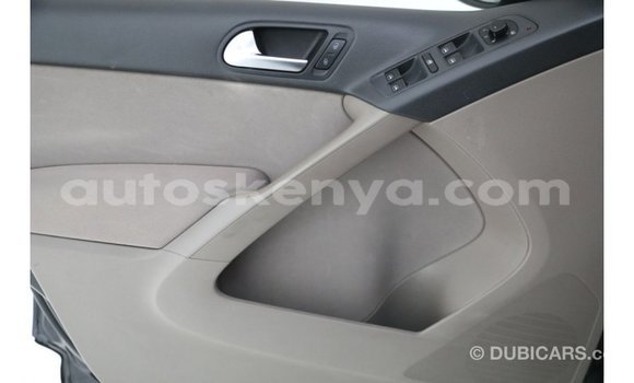 Nunua Imported Volkswagen Tiguan Nyeusi Gari ndani ya Import - Dubai nchini Kati Kenya Nunua Imported Volkswagen Tiguan Nyeusi Gari ndani ya Import - Dubai nchini Kati Kenya
