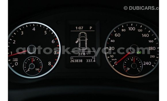 Nunua Imported Volkswagen Tiguan Nyeusi Gari ndani ya Import - Dubai nchini Kati Kenya Nunua Imported Volkswagen Tiguan Nyeusi Gari ndani ya Import - Dubai nchini Kati Kenya