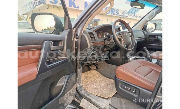 Imported Toyota Land Cruiser Other Makiinaa iti Import - Dubai keessatti Central Kenya keessatti Imported Toyota Land Cruiser Other Makiinaa iti Import - Dubai keessatti Central Kenya keessatti