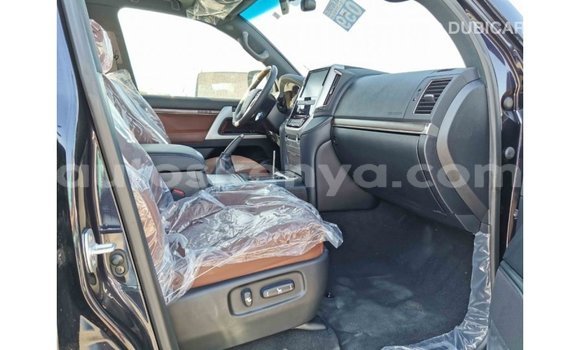 Buy Import Toyota Land Cruiser Black Car in Import - Dubai in Central Kenya Buy Import Toyota Land Cruiser Black Car in Import - Dubai in Central Kenya