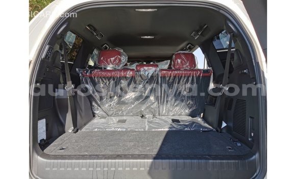 Nunua Imported Lexus GX Nyeupe Gari ndani ya Import - Dubai nchini Kati Kenya Nunua Imported Lexus GX Nyeupe Gari ndani ya Import - Dubai nchini Kati Kenya