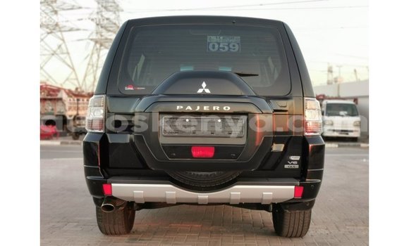 Imported Mitsubishi Pajero Black Makiinaa iti Import - Dubai keessatti Central Kenya keessatti Imported Mitsubishi Pajero Black Makiinaa iti Import - Dubai keessatti Central Kenya keessatti