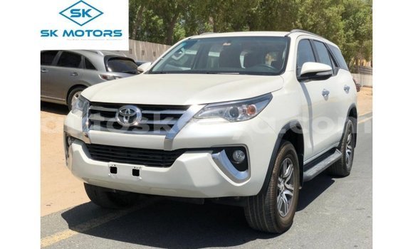 Buy Import Toyota Fortuner White Car in Import - Dubai in Central Kenya Buy Import Toyota Fortuner White Car in Import - Dubai in Central Kenya