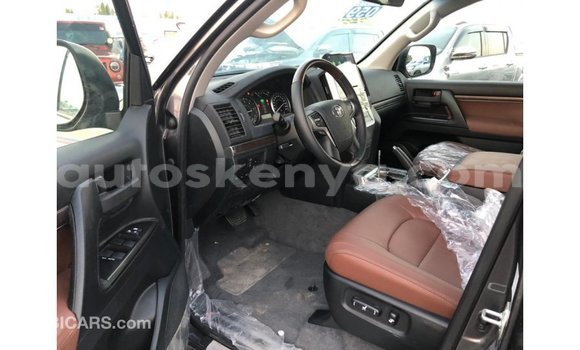 Nunua Imported Toyota Land Cruiser Nyingine Gari ndani ya Import - Dubai nchini Kati Kenya Nunua Imported Toyota Land Cruiser Nyingine Gari ndani ya Import - Dubai nchini Kati Kenya