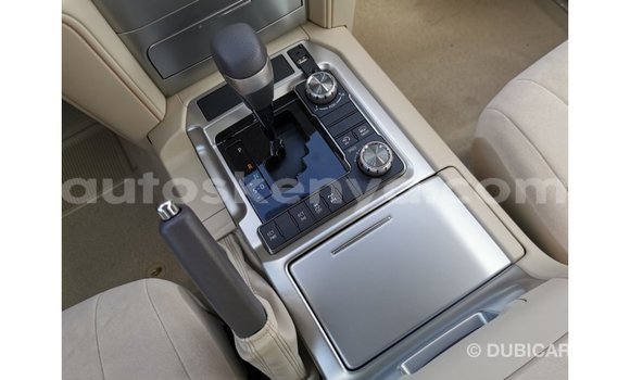 Imported Toyota Land Cruiser Other Makiinaa iti Import - Dubai keessatti Central Kenya keessatti Imported Toyota Land Cruiser Other Makiinaa iti Import - Dubai keessatti Central Kenya keessatti