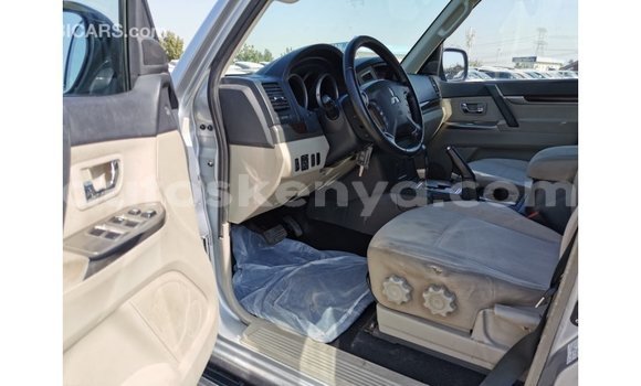 Nunua Imported Mitsubishi Pajero Nyingine Gari ndani ya Import - Dubai nchini Kati Kenya Nunua Imported Mitsubishi Pajero Nyingine Gari ndani ya Import - Dubai nchini Kati Kenya