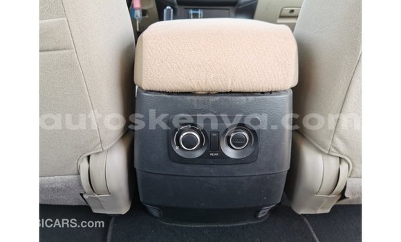 Imported Mitsubishi Pajero White Makiinaa iti Import - Dubai keessatti Central Kenya keessatti Imported Mitsubishi Pajero White Makiinaa iti Import - Dubai keessatti Central Kenya keessatti