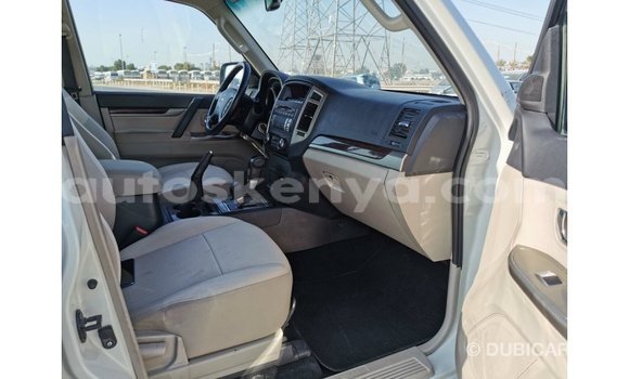 Buy Import Mitsubishi Pajero White Car in Import - Dubai in Central Kenya Buy Import Mitsubishi Pajero White Car in Import - Dubai in Central Kenya