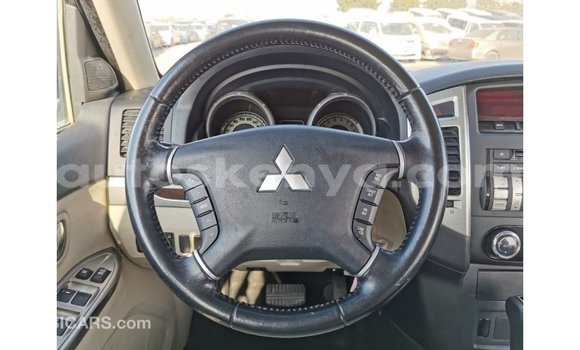 Buy Import Mitsubishi Pajero White Car in Import - Dubai in Central Kenya Buy Import Mitsubishi Pajero White Car in Import - Dubai in Central Kenya