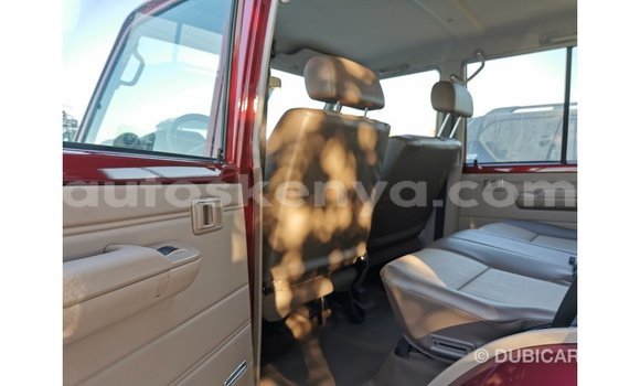 Nunua Imported Toyota Land Cruiser Nyekundu Gari ndani ya Import - Dubai nchini Kati Kenya Nunua Imported Toyota Land Cruiser Nyekundu Gari ndani ya Import - Dubai nchini Kati Kenya