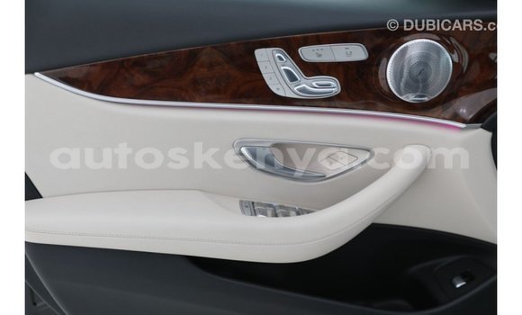 Buy Import Mercedes‒Benz 1117 Black Truck in Import - Dubai in Central Kenya Buy Import Mercedes‒Benz 1117 Black Truck in Import - Dubai in Central Kenya