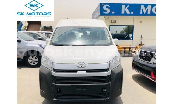 Nunua Imported Toyota Hiace Nyeupe Gari ndani ya Import - Dubai nchini Kati Kenya Nunua Imported Toyota Hiace Nyeupe Gari ndani ya Import - Dubai nchini Kati Kenya
