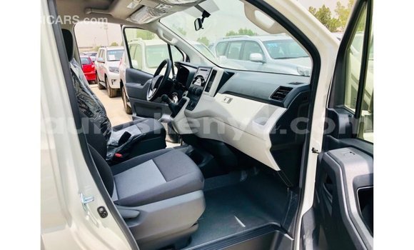 Nunua Imported Toyota Hiace Nyeupe Gari ndani ya Import - Dubai nchini Kati Kenya Nunua Imported Toyota Hiace Nyeupe Gari ndani ya Import - Dubai nchini Kati Kenya