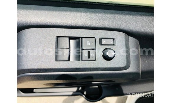Nunua Imported Toyota Hiace Nyeupe Gari ndani ya Import - Dubai nchini Kati Kenya Nunua Imported Toyota Hiace Nyeupe Gari ndani ya Import - Dubai nchini Kati Kenya