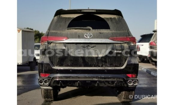Imported Toyota Fortuner Black Makiinaa iti Import - Dubai keessatti Central Kenya keessatti Imported Toyota Fortuner Black Makiinaa iti Import - Dubai keessatti Central Kenya keessatti
