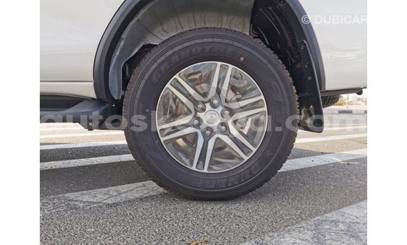 Buy Import Toyota Fortuner White Car in Import - Dubai in Central Kenya Buy Import Toyota Fortuner White Car in Import - Dubai in Central Kenya