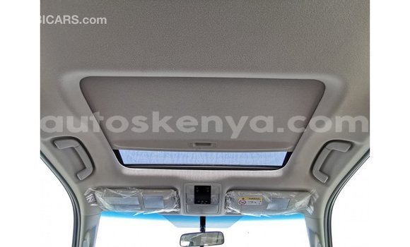 Imported Toyota Prado White Makiinaa iti Import - Dubai keessatti Central Kenya keessatti Imported Toyota Prado White Makiinaa iti Import - Dubai keessatti Central Kenya keessatti
