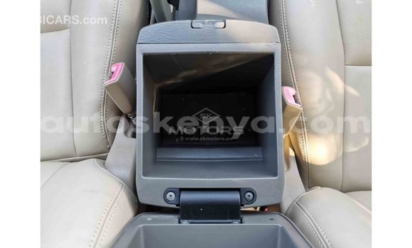 Imported Toyota Fortuner White Makiinaa iti Import - Dubai keessatti Central Kenya keessatti Imported Toyota Fortuner White Makiinaa iti Import - Dubai keessatti Central Kenya keessatti