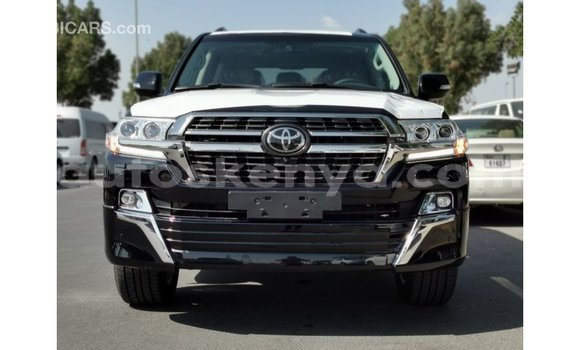 Nunua Imported Toyota Land Cruiser Nyeusi Gari ndani ya Import - Dubai nchini Kati Kenya Nunua Imported Toyota Land Cruiser Nyeusi Gari ndani ya Import - Dubai nchini Kati Kenya