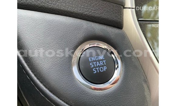 Buy Import Toyota Land Cruiser White Car in Import - Dubai in Central Kenya Buy Import Toyota Land Cruiser White Car in Import - Dubai in Central Kenya