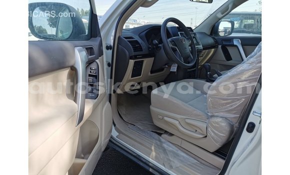 Nunua Imported Toyota Prado Nyeupe Gari ndani ya Import - Dubai nchini Kati Kenya Nunua Imported Toyota Prado Nyeupe Gari ndani ya Import - Dubai nchini Kati Kenya