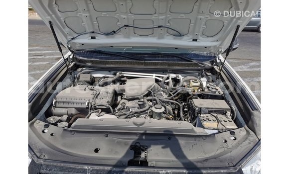 Nunua Imported Toyota Prado Nyeupe Gari ndani ya Import - Dubai nchini Kati Kenya Nunua Imported Toyota Prado Nyeupe Gari ndani ya Import - Dubai nchini Kati Kenya