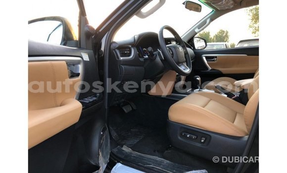 Imported Toyota Fortuner Black Makiinaa iti Import - Dubai keessatti Central Kenya keessatti Imported Toyota Fortuner Black Makiinaa iti Import - Dubai keessatti Central Kenya keessatti