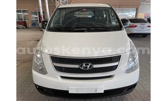 Imported Hyundai Chorus White Netiree iti Import - Dubai keessatti Central Kenya keessatti Imported Hyundai Chorus White Netiree iti Import - Dubai keessatti Central Kenya keessatti