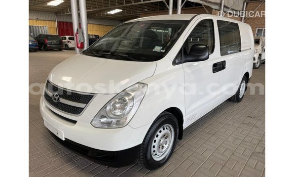 Imported Hyundai Chorus White Netiree iti Import - Dubai keessatti Central Kenya keessatti Imported Hyundai Chorus White Netiree iti Import - Dubai keessatti Central Kenya keessatti