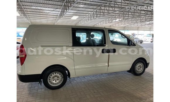 Imported Hyundai Chorus White Netiree iti Import - Dubai keessatti Central Kenya keessatti Imported Hyundai Chorus White Netiree iti Import - Dubai keessatti Central Kenya keessatti