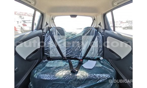Nunua Imported Suzuki Alto Nyingine Gari ndani ya Import - Dubai nchini Kati Kenya Nunua Imported Suzuki Alto Nyingine Gari ndani ya Import - Dubai nchini Kati Kenya