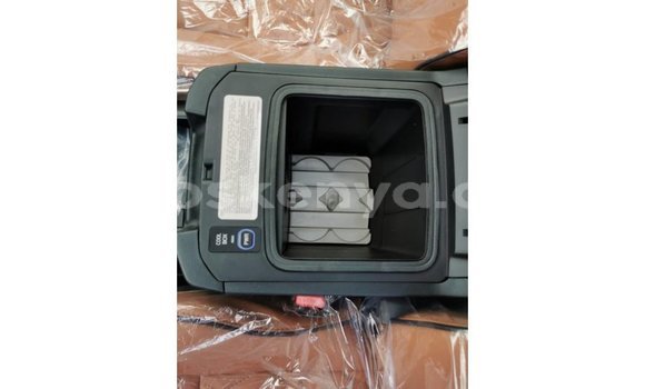 Imported Toyota Prado Black Makiinaa iti Import - Dubai keessatti Central Kenya keessatti Imported Toyota Prado Black Makiinaa iti Import - Dubai keessatti Central Kenya keessatti