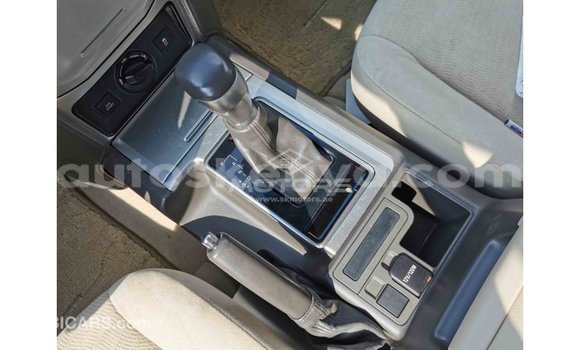 Nunua Imported Toyota Prado Nyeupe Gari ndani ya Import - Dubai nchini Kati Kenya Nunua Imported Toyota Prado Nyeupe Gari ndani ya Import - Dubai nchini Kati Kenya