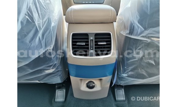 Imported Hyundai Tucson White Makiinaa iti Import - Dubai keessatti Central Kenya keessatti Imported Hyundai Tucson White Makiinaa iti Import - Dubai keessatti Central Kenya keessatti