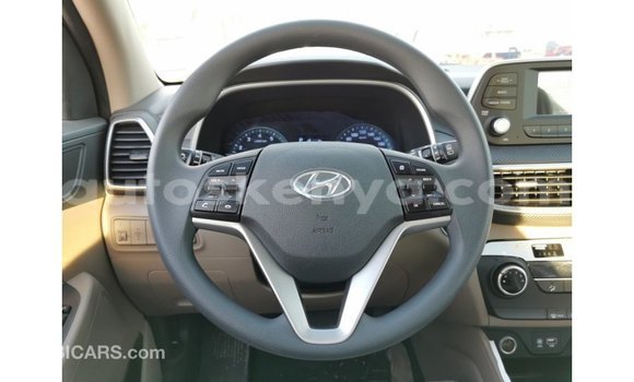 Buy Import Hyundai Tucson White Car in Import - Dubai in Central Kenya Buy Import Hyundai Tucson White Car in Import - Dubai in Central Kenya