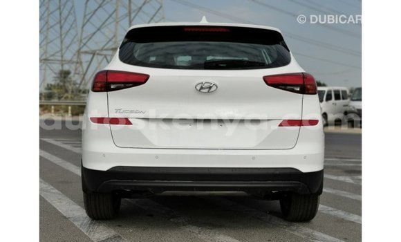 Nunua Imported Hyundai Tucson Nyeupe Gari ndani ya Import - Dubai nchini Kati Kenya Nunua Imported Hyundai Tucson Nyeupe Gari ndani ya Import - Dubai nchini Kati Kenya