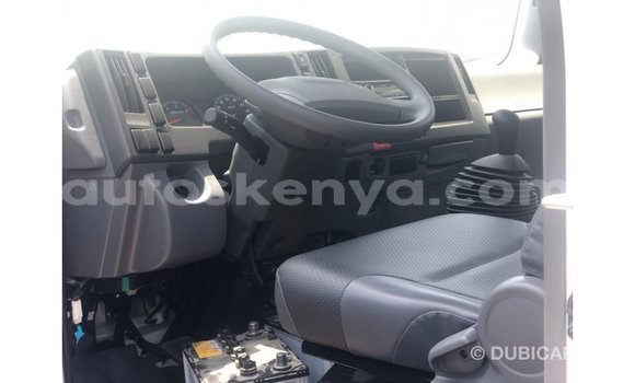 Nunua Imported Isuzu Bighorn Nyeupe Lori ndani ya Import - Dubai nchini Kati Kenya Nunua Imported Isuzu Bighorn Nyeupe Lori ndani ya Import - Dubai nchini Kati Kenya