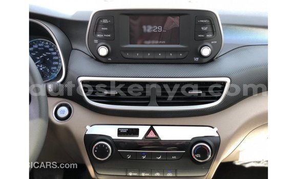 Buy Import Hyundai Tucson Green Car in Import - Dubai in Central Kenya Buy Import Hyundai Tucson Green Car in Import - Dubai in Central Kenya