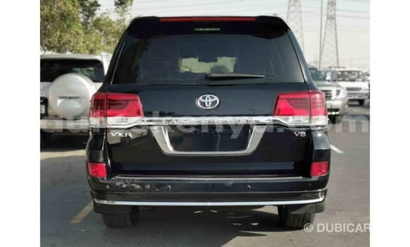 Buy Import Toyota Land Cruiser Black Car in Import - Dubai in Central Kenya Buy Import Toyota Land Cruiser Black Car in Import - Dubai in Central Kenya