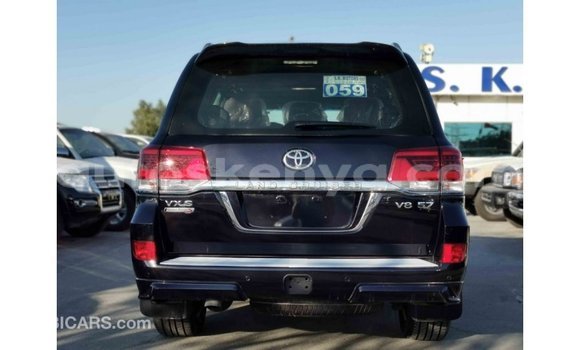 Nunua Imported Toyota Land Cruiser Nyeusi Gari ndani ya Import - Dubai nchini Kati Kenya Nunua Imported Toyota Land Cruiser Nyeusi Gari ndani ya Import - Dubai nchini Kati Kenya