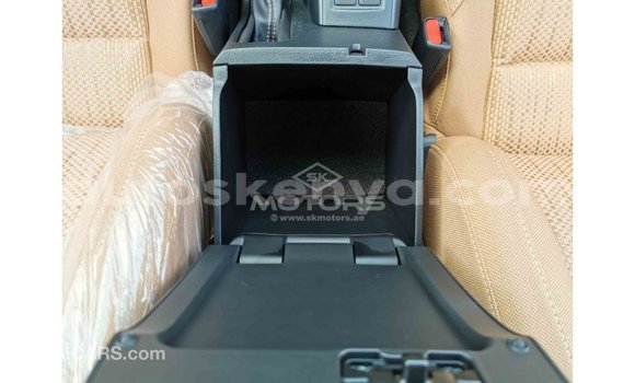 Imported Toyota Fortuner White Makiinaa iti Import - Dubai keessatti Central Kenya keessatti Imported Toyota Fortuner White Makiinaa iti Import - Dubai keessatti Central Kenya keessatti