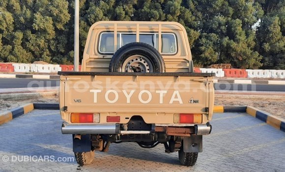 Buy Import Toyota Land Cruiser Brown Car in Import - Dubai in Central Kenya Buy Import Toyota Land Cruiser Brown Car in Import - Dubai in Central Kenya