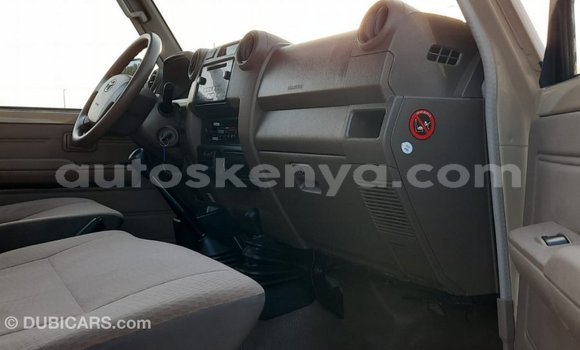Buy Import Toyota Land Cruiser Brown Car in Import - Dubai in Central Kenya Buy Import Toyota Land Cruiser Brown Car in Import - Dubai in Central Kenya