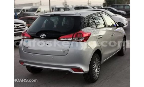 Nunua Imported Toyota Yaris Nyingine Gari ndani ya Import - Dubai nchini Kati Kenya Nunua Imported Toyota Yaris Nyingine Gari ndani ya Import - Dubai nchini Kati Kenya