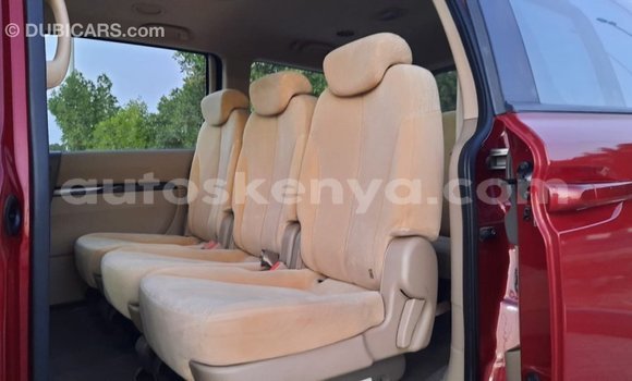 Nunua Imported Kia Carnival Nyekundu Gari ndani ya Import - Dubai nchini Kati Kenya Nunua Imported Kia Carnival Nyekundu Gari ndani ya Import - Dubai nchini Kati Kenya