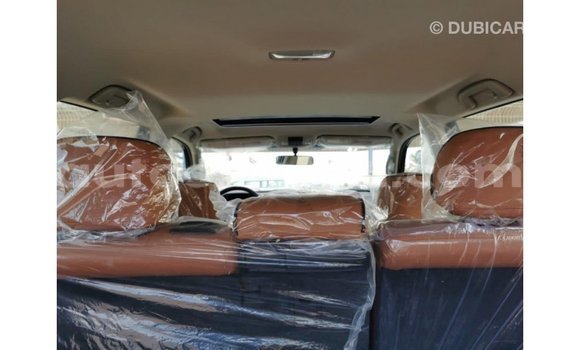 Imported Toyota Prado Black Makiinaa iti Import - Dubai keessatti Central Kenya keessatti Imported Toyota Prado Black Makiinaa iti Import - Dubai keessatti Central Kenya keessatti