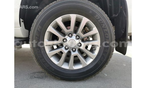 Buy Import Toyota Prado White Car in Import - Dubai in Central Kenya Buy Import Toyota Prado White Car in Import - Dubai in Central Kenya