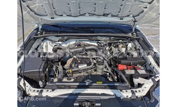 Buy Import Toyota Fortuner White Car in Import - Dubai in Central Kenya Buy Import Toyota Fortuner White Car in Import - Dubai in Central Kenya