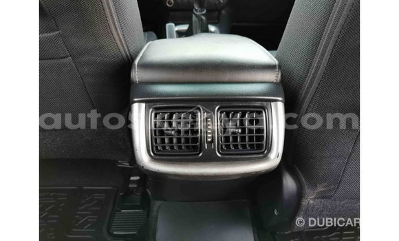 Nunua Imported Toyota Hilux Nyeupe Gari ndani ya Import - Dubai nchini Kati Kenya Nunua Imported Toyota Hilux Nyeupe Gari ndani ya Import - Dubai nchini Kati Kenya